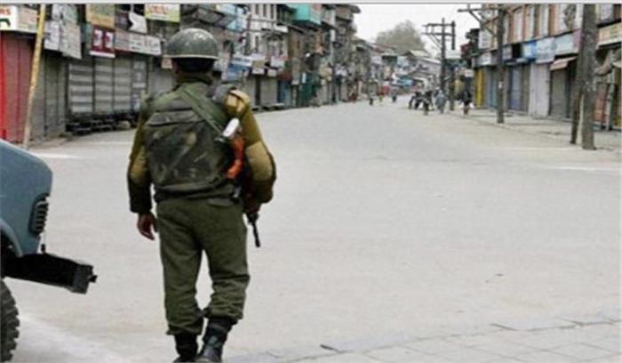 कश्मीर घाटी में अलगाववादियों का बंद, जनजीवन प्रभावित कश्मीर घाटी में अलगाववादियों का बंद, जनजीवन प्रभावित