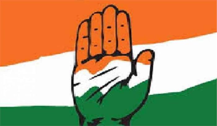 पर्रिकर के निजी सहायक चला रहे सरकार