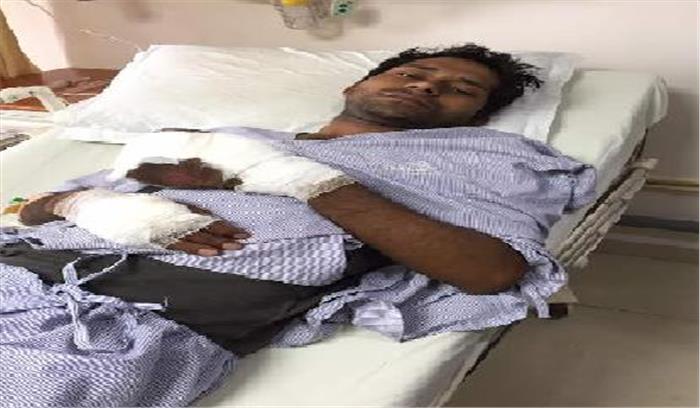 रास्ता न बताने पर अपहरण कर युवक की तीन उंगलियां काटी