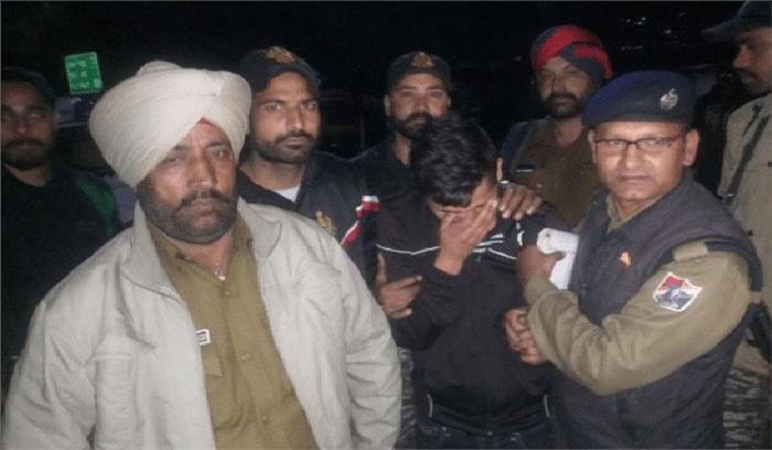 पठानकोट रेलवे स्टेशन से 6 संदिग्ध हिरासत में