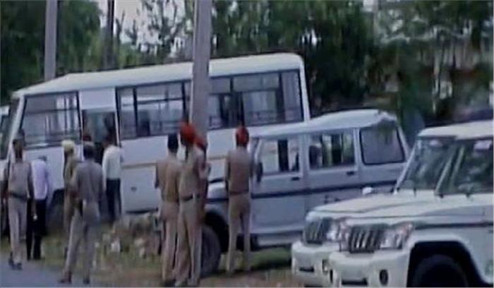 पठानकोट: संदिग्ध बैग में मिली सेना की वर्दी, तलाशी अभियान शुरू