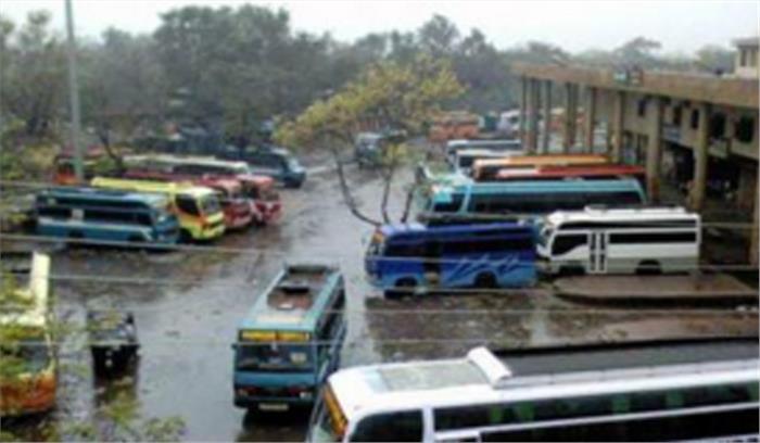 छग: अपनी ही बस के नीचे आने से चालक की मौत