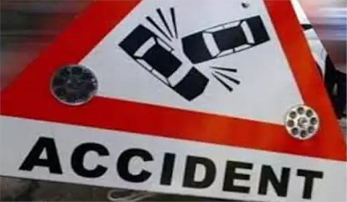 छत्तीसगढ़: सड़क हादसे में शिक्षिका की मौत