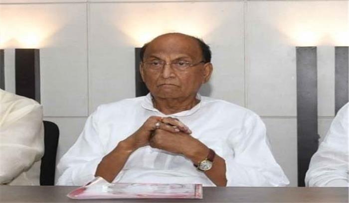 दलितों की सिर्फ दो पीढ़ियों को आरक्षण दिया जाए: सी.पी. ठाकुर