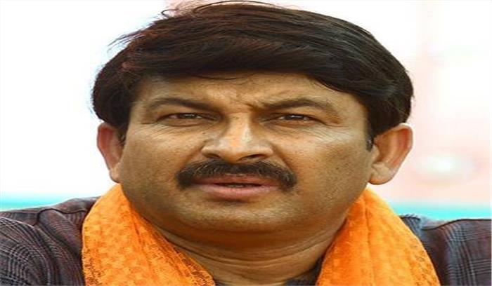 बिहार : सांसद मनोज तिवारी पहुंचे सुशांत के घर, मौत मामले की सीबीआई जांच की मांग