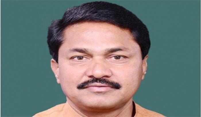 पटोले विवाद पर बोली कांग्रेस, फिल्मों की शूटिंग या रिलीज नहीं रोकेंगे पटोले विवाद पर बोली कांग्रेस, फिल्मों की शूटिंग या रिलीज नहीं रोकेंगे