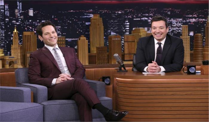 पॉल रुड और जिमी फैलन ने किया किंग ऑफ विशफुल थिंकिंग को नए रूप में पेश