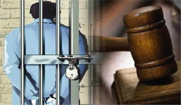 पीट-पीटकर हत्या के जुर्म में भाजपा नेता समेत 11 को उम्र कैद पीट-पीटकर हत्या के जुर्म में भाजपा नेता समेत 11 को उम्र कैद