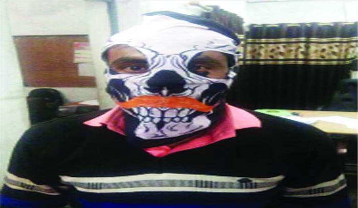 पूर्व टीआई को लूटने वाला आरोपी गिरफ्तार