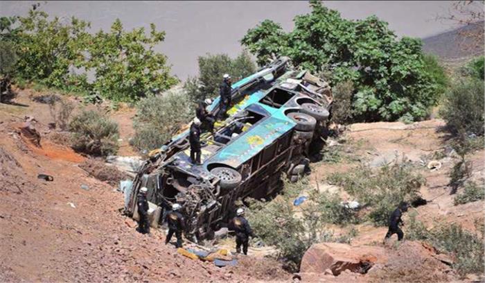 पेरू में बस दुर्घटना में 44 की मौत, 24 घायल