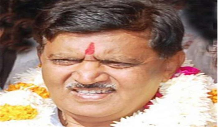 रविन्द्र त्यागी देश में पेट्रोल मूल्यवृद्धि के खिलाफ साइकिल यात्रा कर पद ग्रहण करेगें