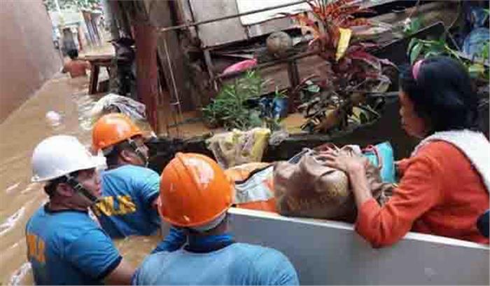 फिलीपीन्स में भूस्खलन और बाढ़ से  90 लोगों की मौत