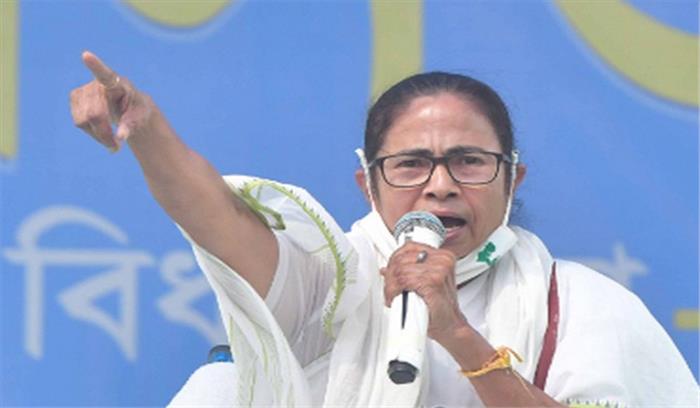 मेरा फोन टैप किया जा रहा है, सीआईडी जांच का दिया जाएगा आदेश : ममता