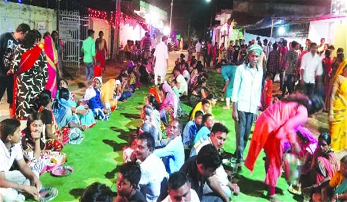 गणेशोत्सव समितियों ने किया हवन-पूजन एवं भंडारा गणेशोत्सव समितियों ने किया हवन-पूजन एवं भंडारा