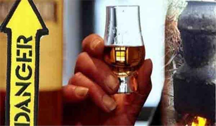 जहरीली शराब पीने से 4 की मौत, 4 पुलिसकर्मी निलंबित