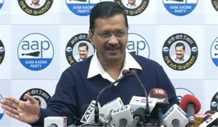 पुलिस को दोष न दें, वह ऊपर के आदेश का पालन करती है : केजरीवाल पुलिस को दोष न दें, वह ऊपर के आदेश का पालन करती है : केजरीवाल