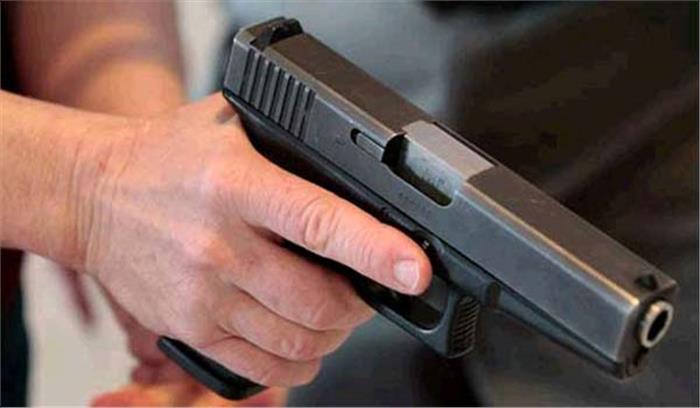 पुलिस की गोली से वांछित अपराधी घायल