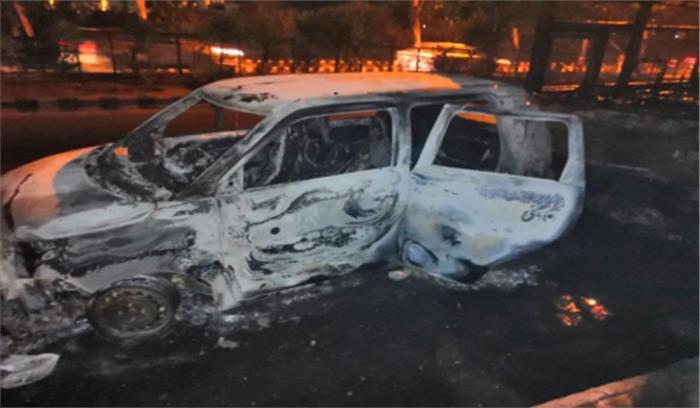 पुलिस ने जामिया परिसर में प्रवेश करने की बात से किया इनकार