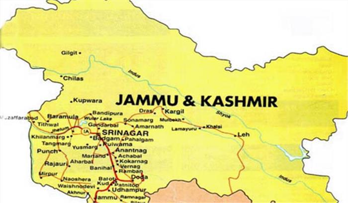 पुुलिस कांस्टेबल चार राइफल लेकर फरार