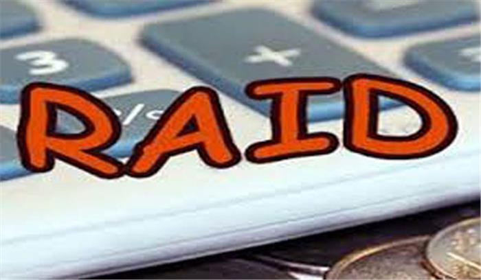 मुरैना में स्टेनो के आवास पर लोकायुक्त ने मारा छापा 