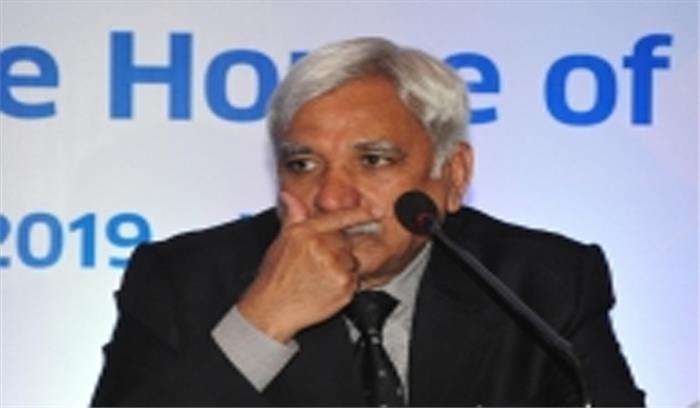 पुलिस आयुक्त राजीव की अनुपस्थिति पर ममता ने चुनाव आयोग से माफी मांगी