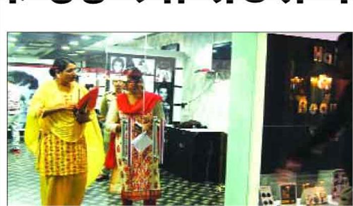 राजधानी के 35 स्पा सेंटरों में पुलिस का छापा राजधानी के 35 स्पा सेंटरों में पुलिस का छापा