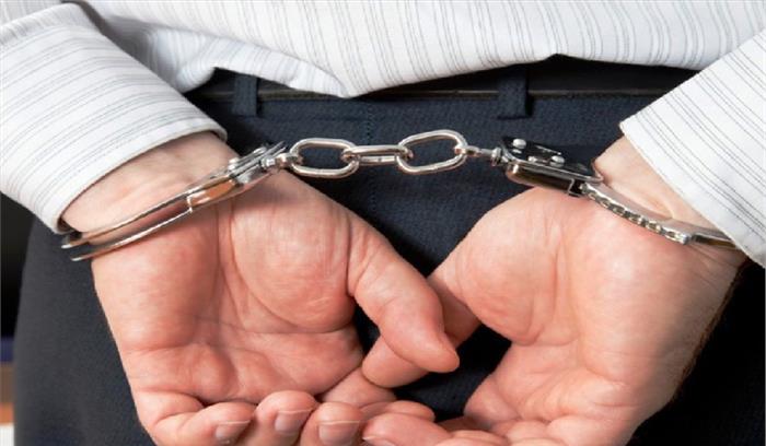 पुलिस बनकर वसूली करना पड़ा महंगा