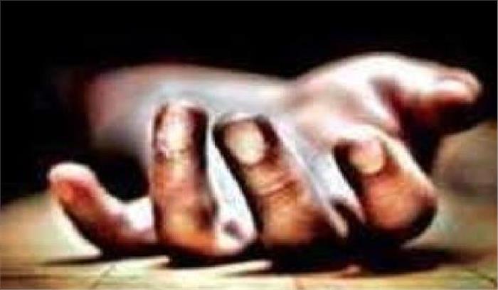  पुलिस ने भाुेजपुर से युवक का शव बरामद किया