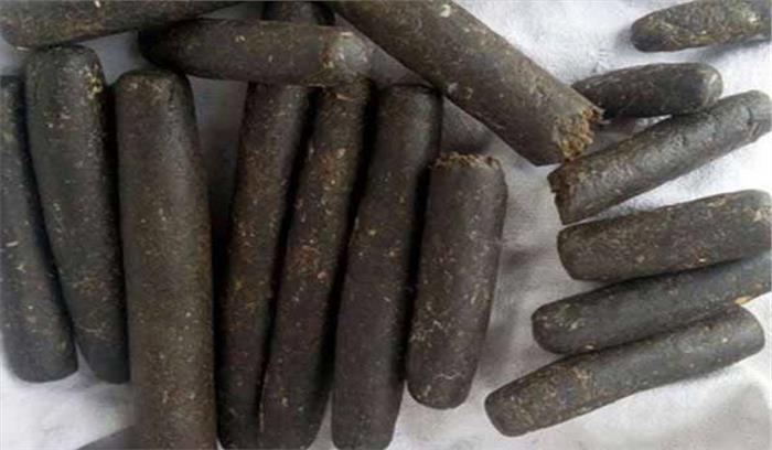 पुलिस ने 8 किलोग्राम चरस बरामद किया