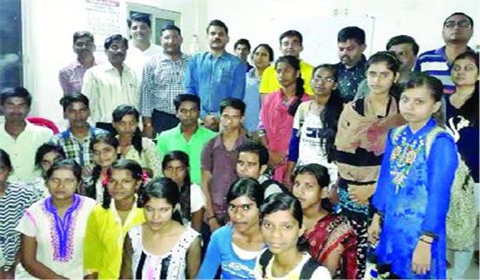 जरूरतमंद बच्चों के लिए कोतवाली में शुरू हुई पाठशाला