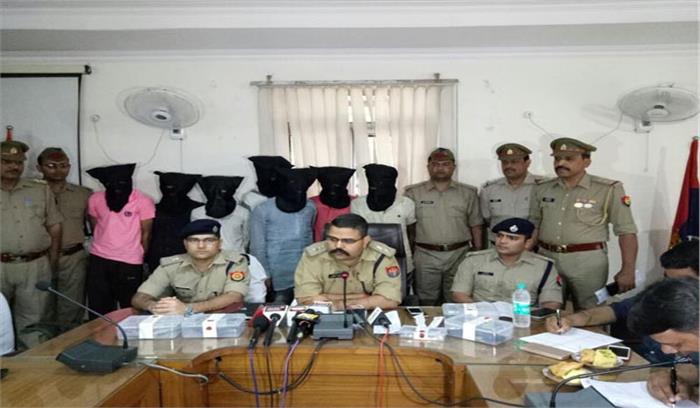 पुलिस के सामने बदमाशों के हौंसले पस्त