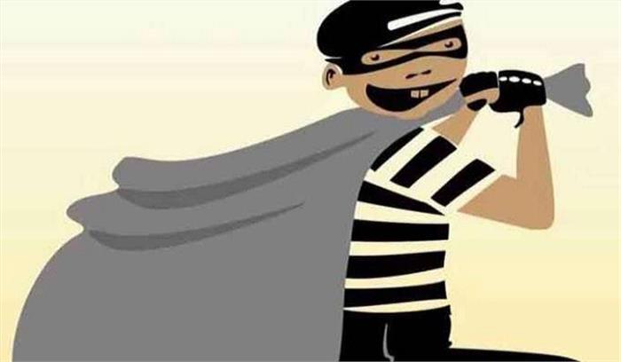 बिहार :200 वर्ष पुरानी अष्टधातु की मूर्ति चोरी बिहार :200 वर्ष पुरानी अष्टधातु की मूर्ति चोरी