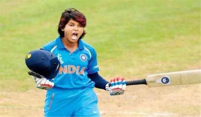 महिला क्रिकेट : पूनम राउत के बल्ले और गेंदबाजों ने दिलाई भारत को जीत