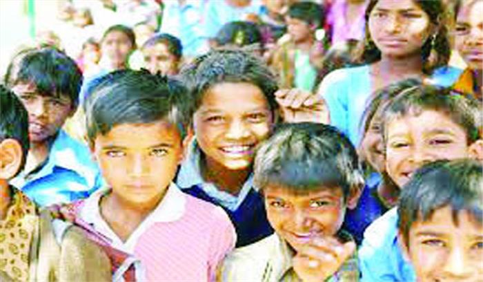 गरीब बच्चों के पालक घर बैठे दिला सकते हैं प्रवेश