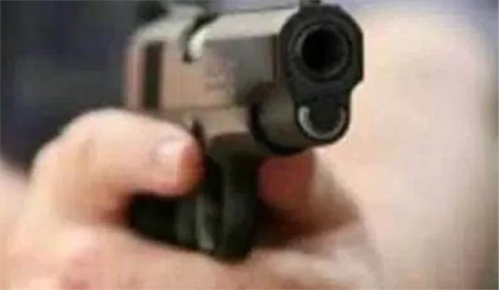 बेगूसराय में ग्रामीण की गोली मारकर हत्या बेगूसराय में ग्रामीण की गोली मारकर हत्या