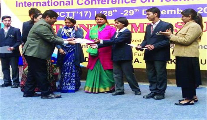 पोस्टर बनाने की प्रतियोगिता में समसारा स्कूल को मिला तीसरा स्थान