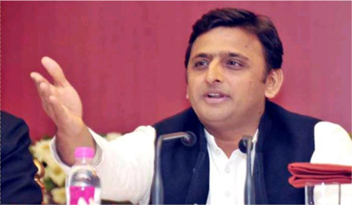 आलू किसानों का साथ देने वालों को झूठे केस में फंसा रही पुलिस : अखिलेश