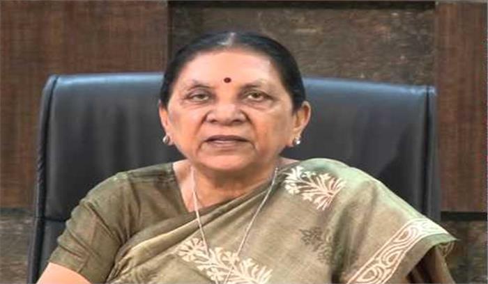 गरीबी से लड़ने का मंत्र शिक्षा : आनंदीबेन