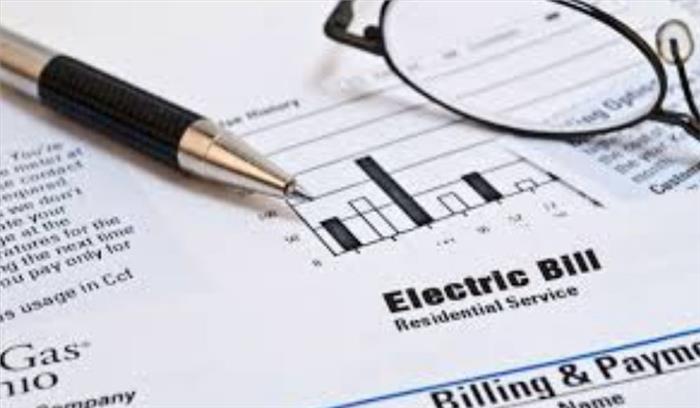 बढ़ती विद्युत दरों को लेकर महिलाओं ने किया प्रदर्शन