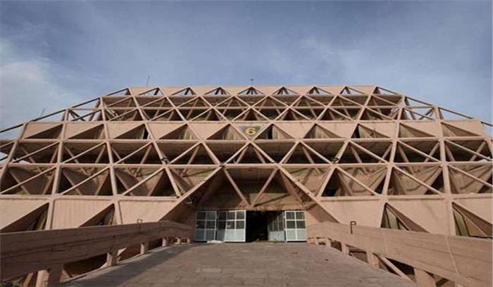 प्रगति मैदान की जमीन बनेगा लग्जरी होटल प्रगति मैदान की जमीन बनेगा लग्जरी होटल