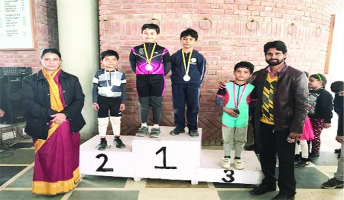 स्केटिंग चैम्पियनशिप में 21 स्कूलों के बच्चों ने लिया हिस्सा स्केटिंग चैम्पियनशिप में 21 स्कूलों के बच्चों ने लिया हिस्सा