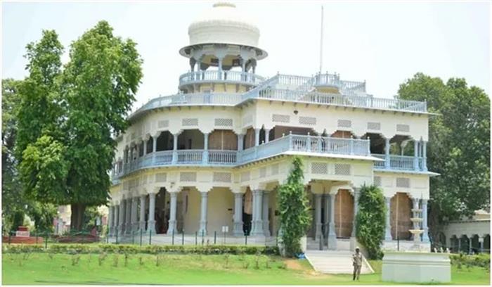 आनंद भवन को 4.35 करोड़ रुपये का नोटिस