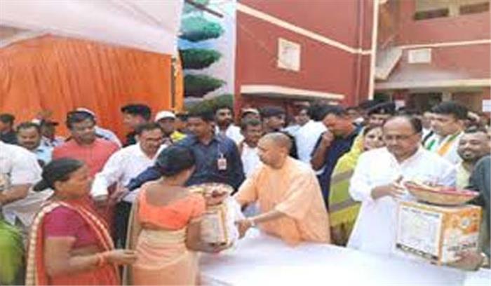 बाढ़ पीड़ितों को प्रयागराज में 24 घंटे के भीतर उपलब्ध करायी जाए राहत: योगी