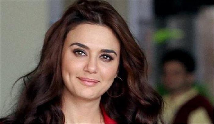 प्रीति जिंटा अपनी मेकअप लाइन पेश करेंगी