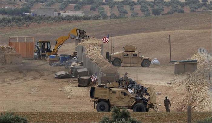 डोनाल्ड ट्रंप सीरिया में अमेरिकी सैनिकों को रखने पर 100 फीसदी सहमत डोनाल्ड ट्रंप सीरिया में अमेरिकी सैनिकों को रखने पर 100 फीसदी सहमत