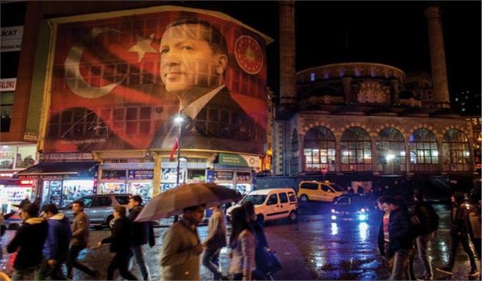 तुर्की के राष्ट्रपति ने दी आपातकाल को तीन महीने और बढ़ाने की सलाह