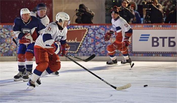 रूस के राष्ट्रपति पुतिन ने आइस हॉकी मैच खेला