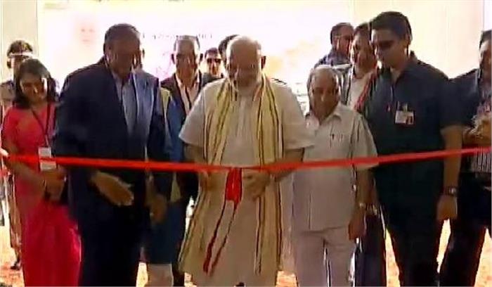 मैं श्राप देता हूं कि अस्पताल आने की जरूरत किसी को न पड़े : मोदी