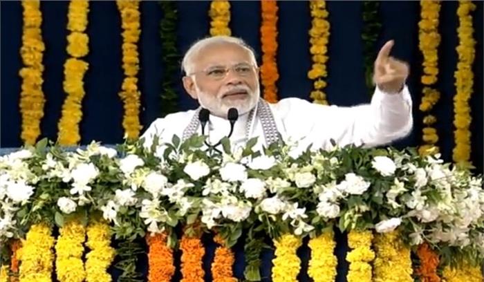 दिल्ली से निकला एक रूपया गरीबों के घर एक सौ पैसे के तौर पर ही पहुंचता है: पीएम मोदी 