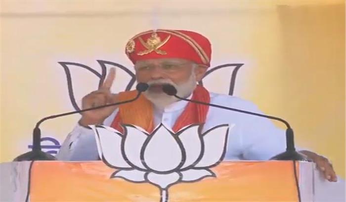 चित्तौड़गढ़ में बोले पीएम मोदी-कांग्रेस सरकार आते ही बिचौलियों की फैक्ट्री चालू